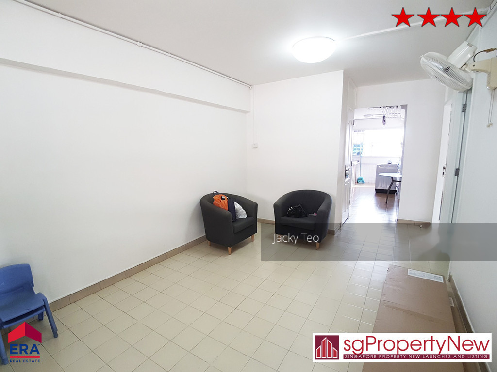 Tampines Street 82 thumbnail photo